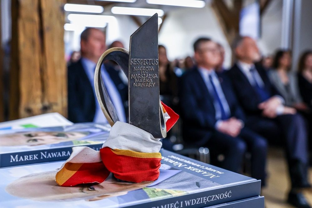 Zdjęcie Respectus.jpg (86,88 kB)